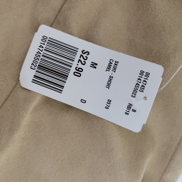 Forever 21 Micro Suede / Faux Suede Tan Beige Mini Skirt Size M Lightweight - Picture 4 of 8